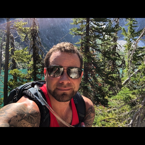 Meet your Posher, Josh - Picture 1 of 1